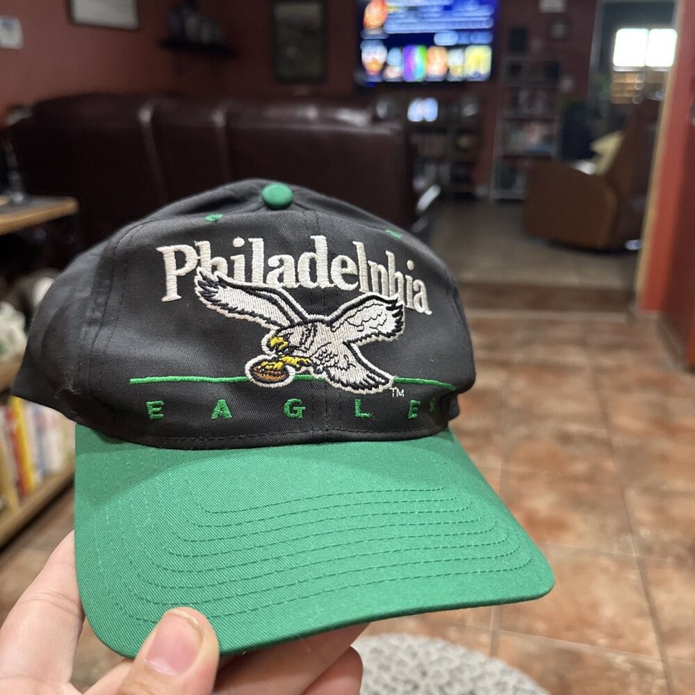 Vintage Philadelphia Eagles SnapBack Hat Black Kelly Green Classic Logo NWOT